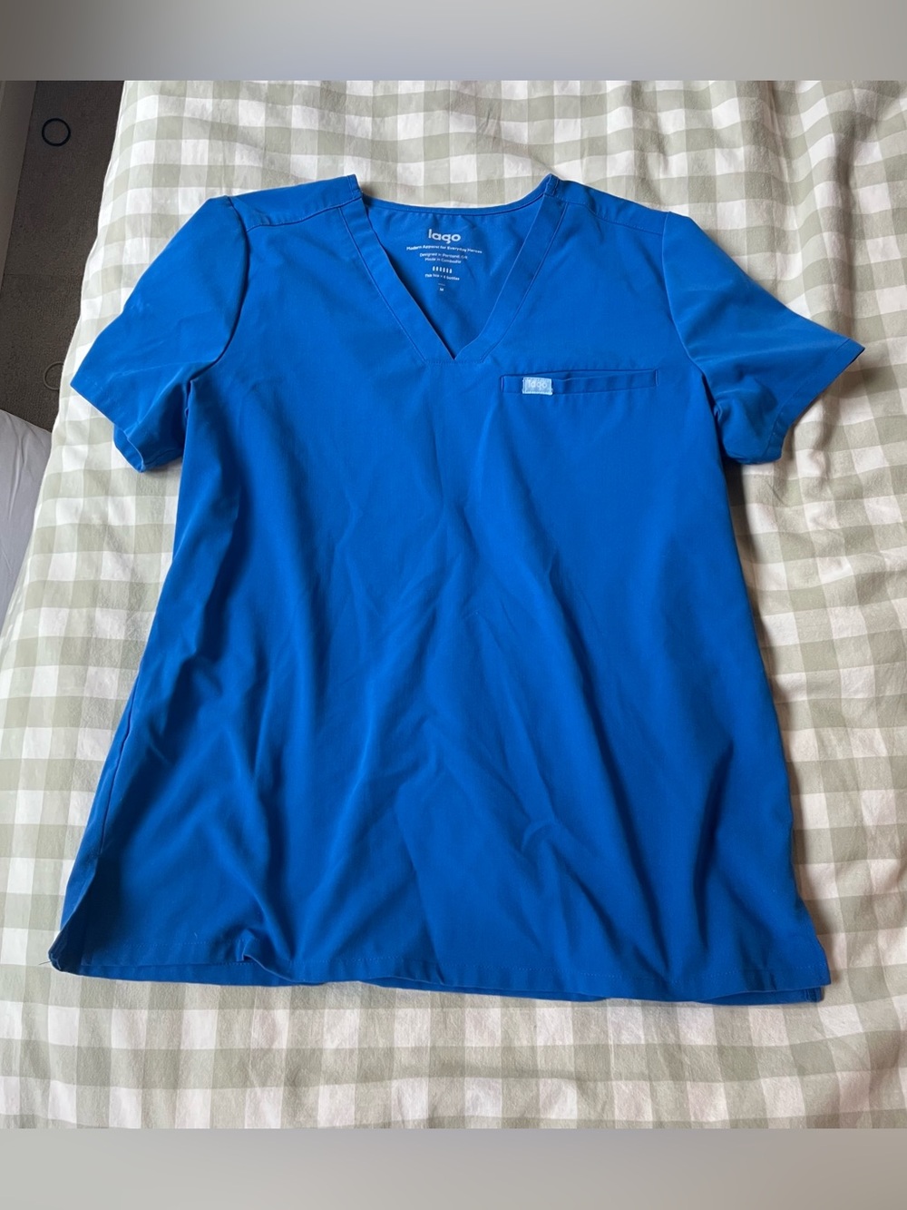 Lago Women's Royal Blue V Neck Pocket Scrub Top